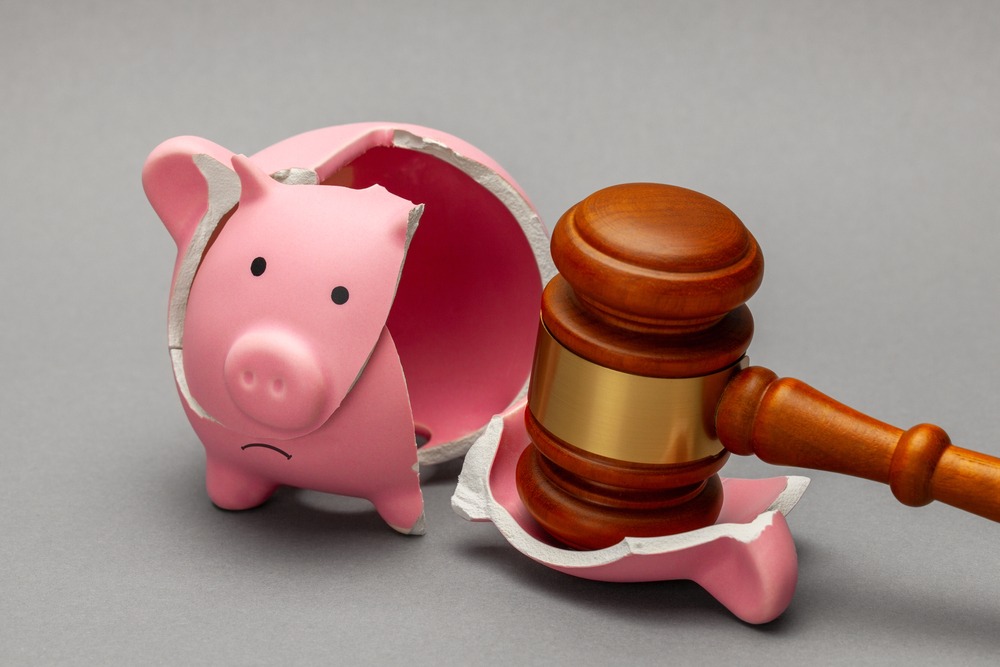 What Are the Advantages of Filing for Bankruptcy