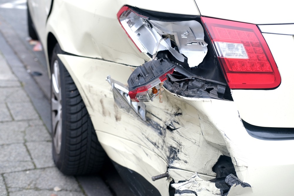 Who Pays for Damages in a Parking Lot Car Accident?