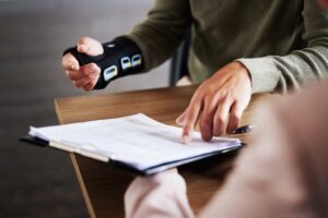 6 Reasons to Hire an SSDI Lawyer